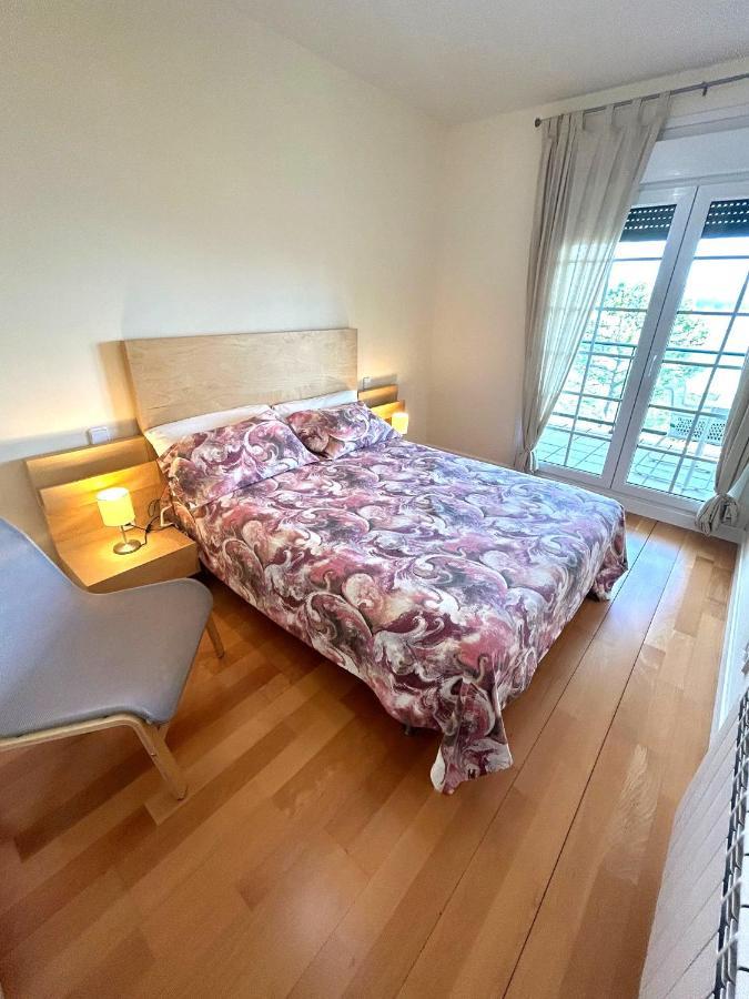 Apartamento Pie De Playa Finisterre Bagian luar foto