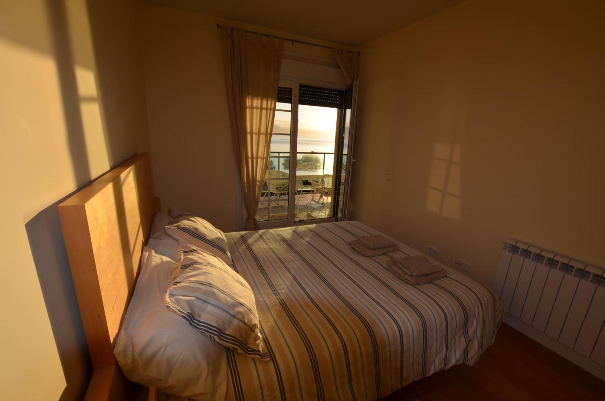 Apartamento Pie De Playa Finisterre Bagian luar foto
